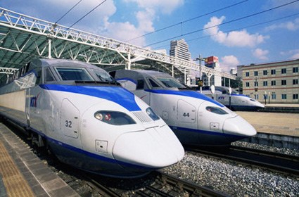 https://trainhornsinformation.files.wordpress.com/2011/08/bullet-trains-ktx-rail-system-south-korea.jpg
